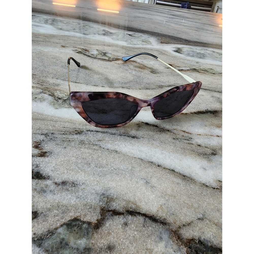 Freyrs Vista 96-2 Cat Eye Sunglasses Tortoise Purple Marble Gold Metal Temples